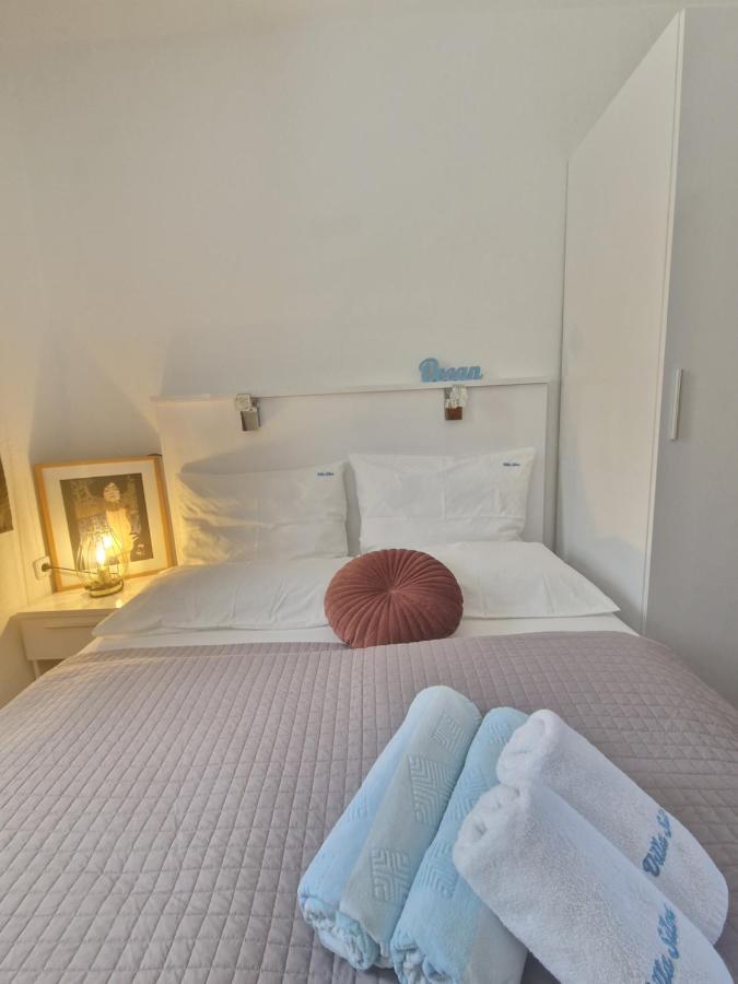 Luxury Apartments Silva With Sea View Okrug Gornji Exterior foto