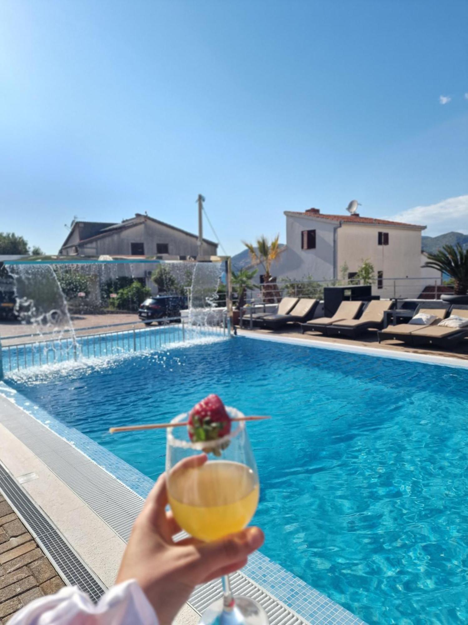 Luxury Apartments Silva With Sea View Okrug Gornji Exterior foto