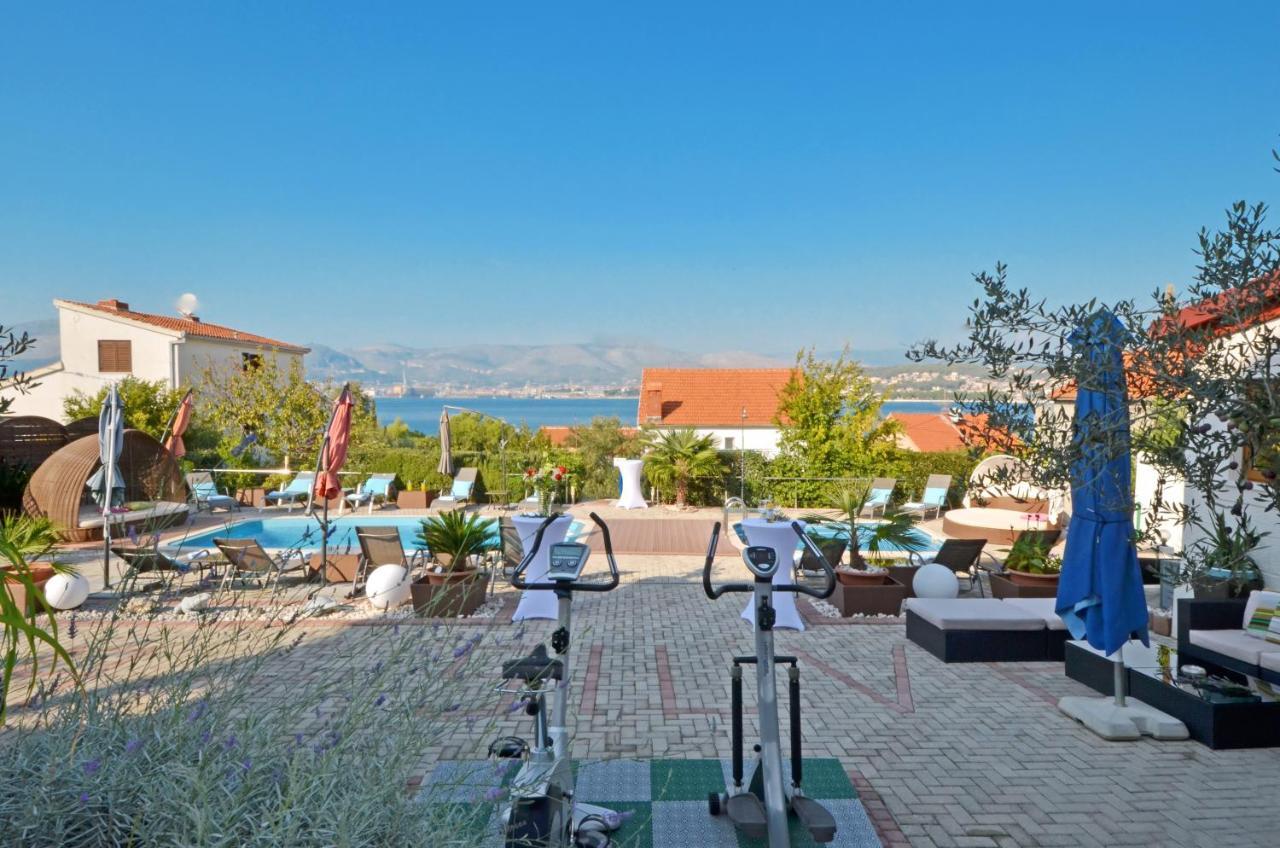 Luxury Apartments Silva With Sea View Okrug Gornji Exterior foto